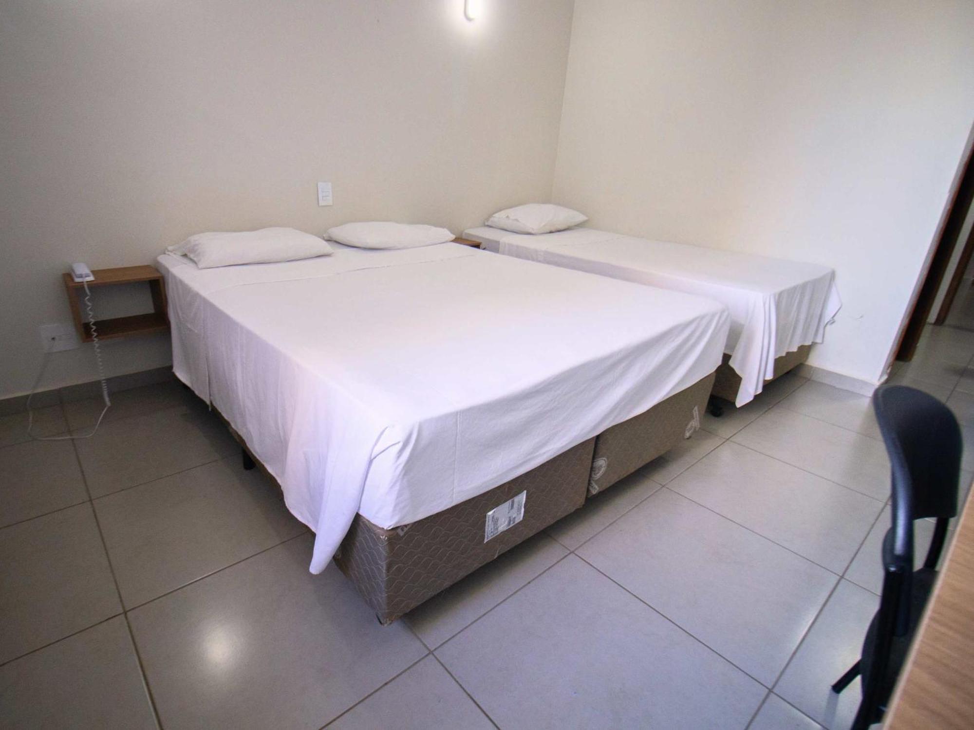 Manaca Hotel Фос ду Игуасу Екстериор снимка